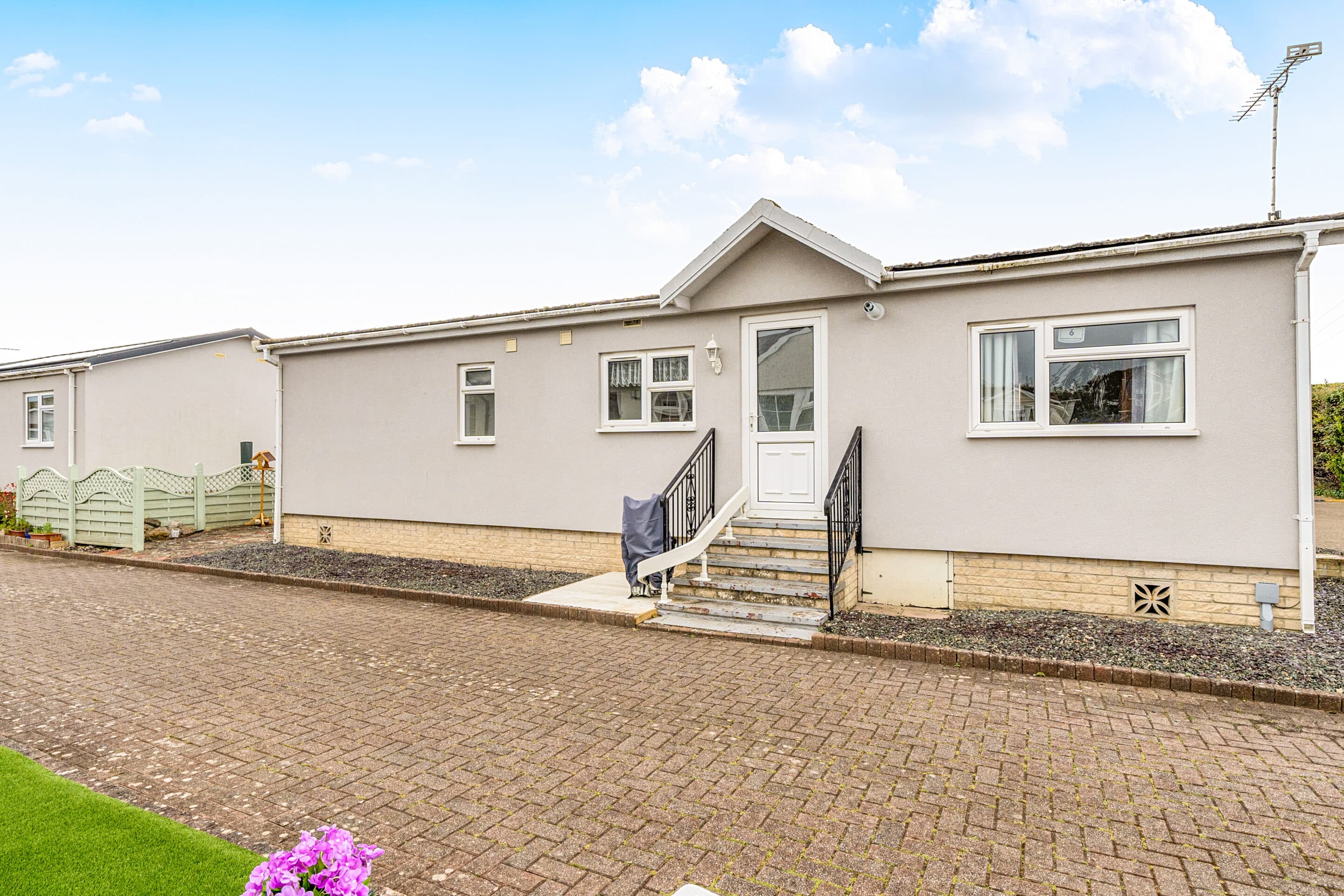 Frensham Avenue, Poplars Court, Shripney, Bognor Regis PO22