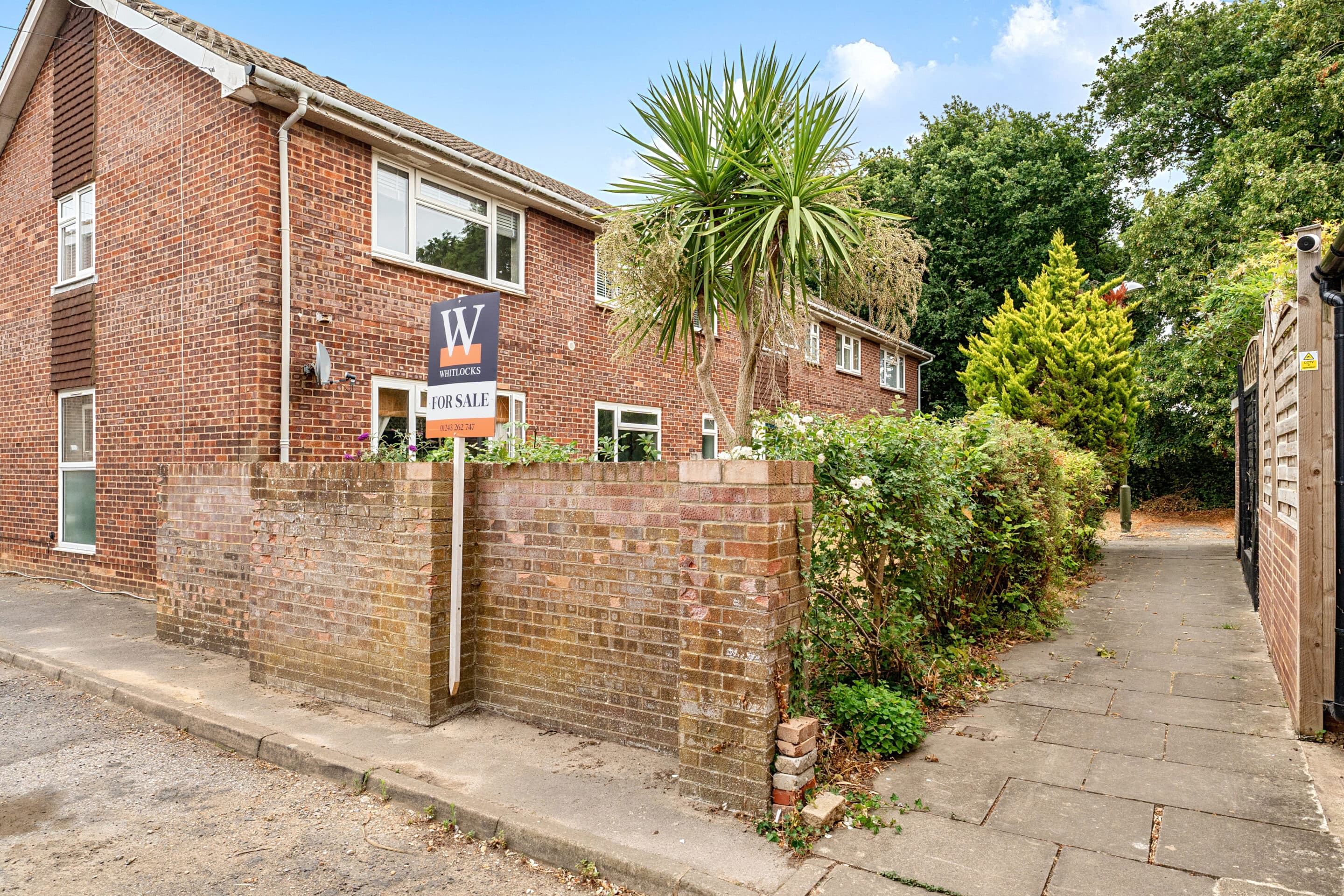 Hedge End, Barnham, Bognor Regis, PO22